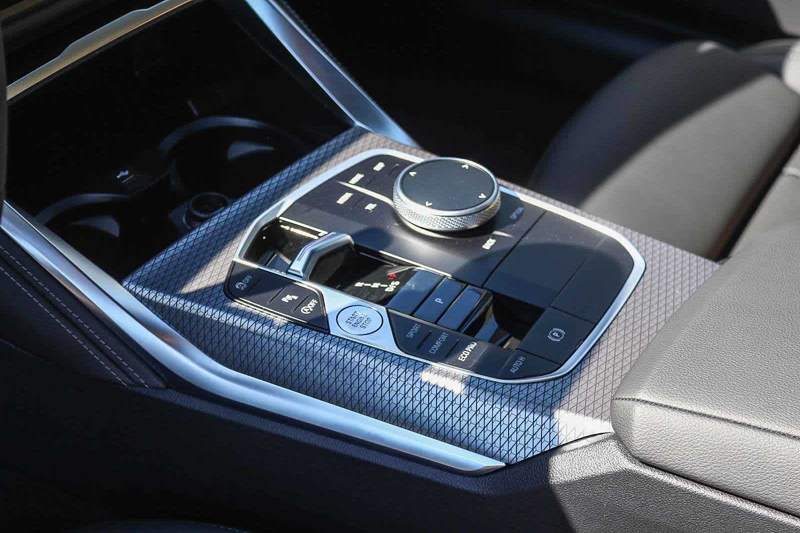 Thumbnail: 2026 BMW 4 Series - 18