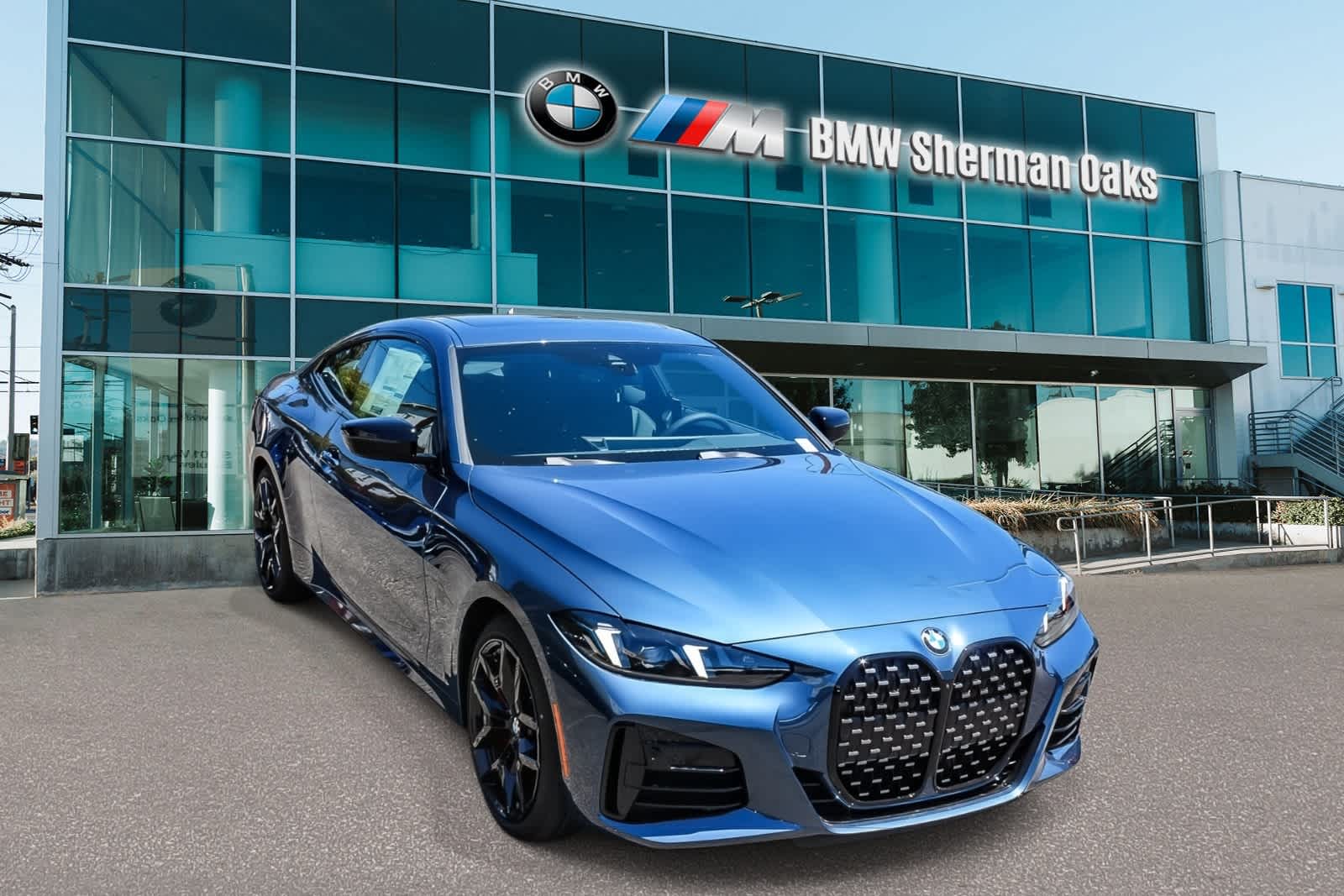Thumbnail: 2027 BMW 4 Series - 3