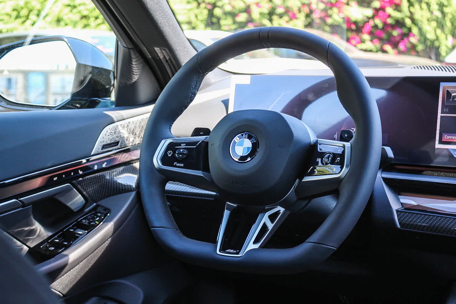 Thumbnail: 2026 BMW 5 Series - 15