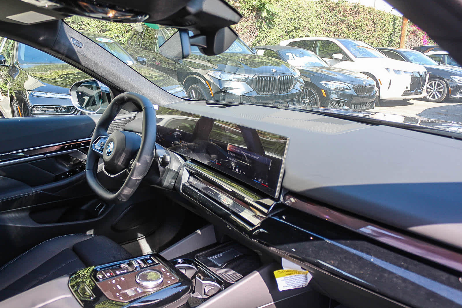 Thumbnail: 2026 BMW i5 - 16