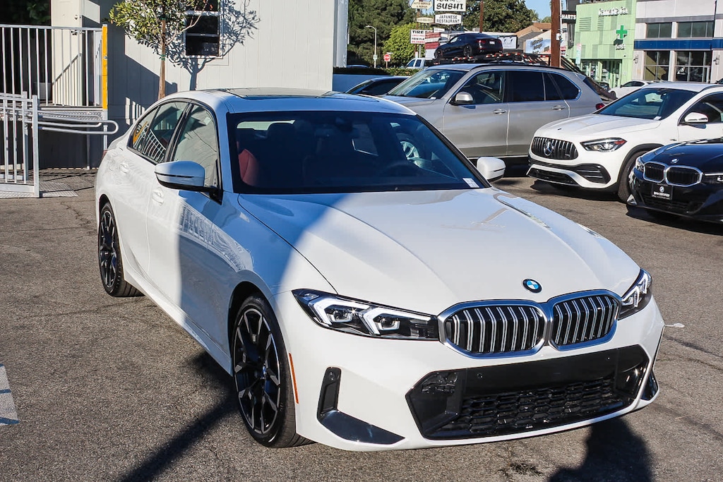 New 2026 BMW 330i Sedan