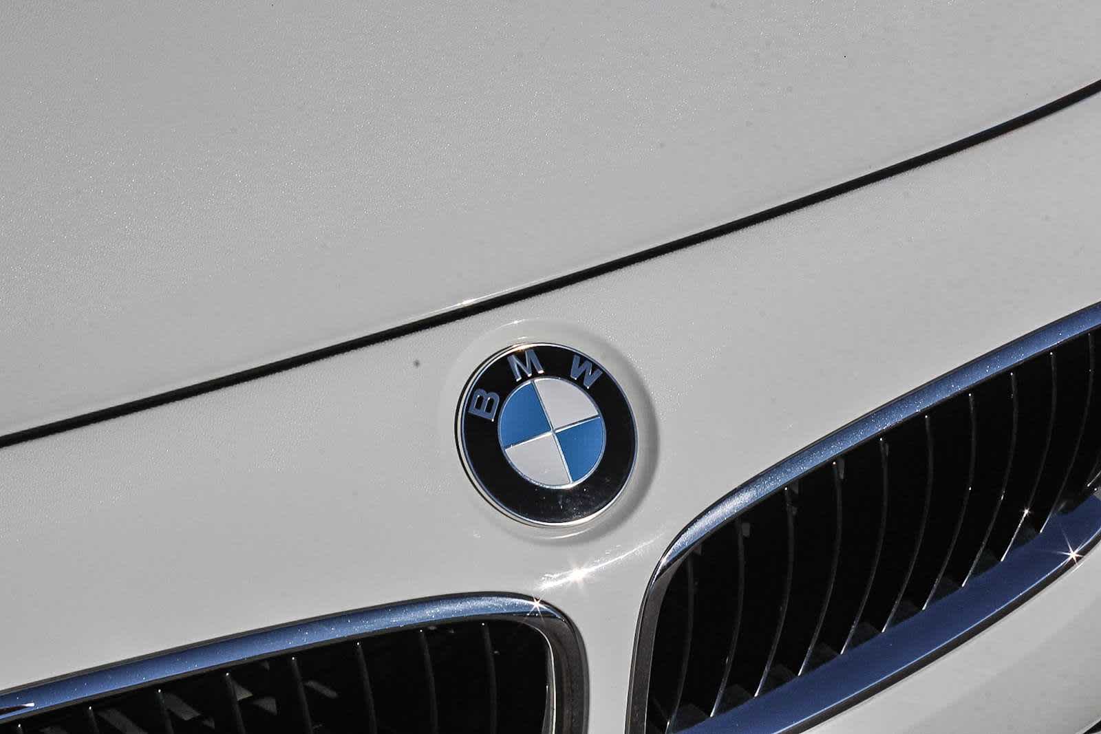 Thumbnail: 2018 BMW 3 Series - 11