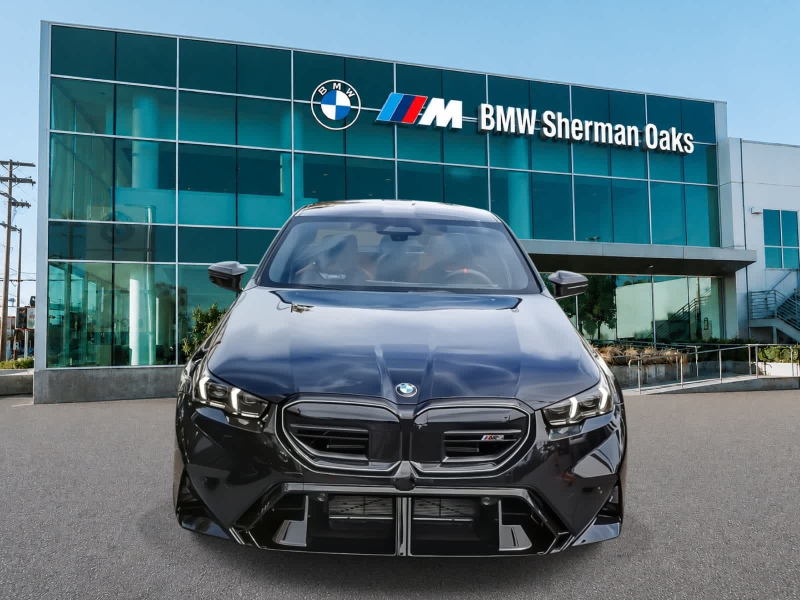 Thumbnail: 2026 BMW M5 - 2
