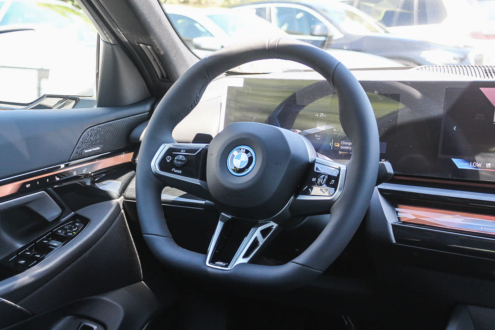 Thumbnail: 2026 BMW i5 - 15