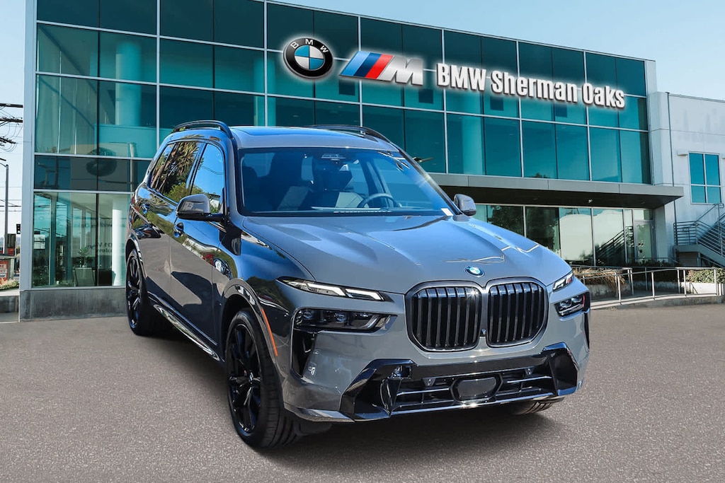 New 2026 BMW X7 xDrive40i SUV