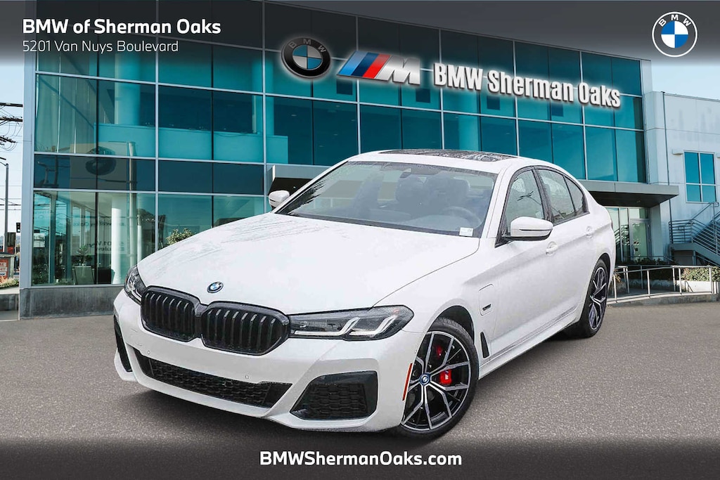 Certified 2023 BMW 530e Sedan