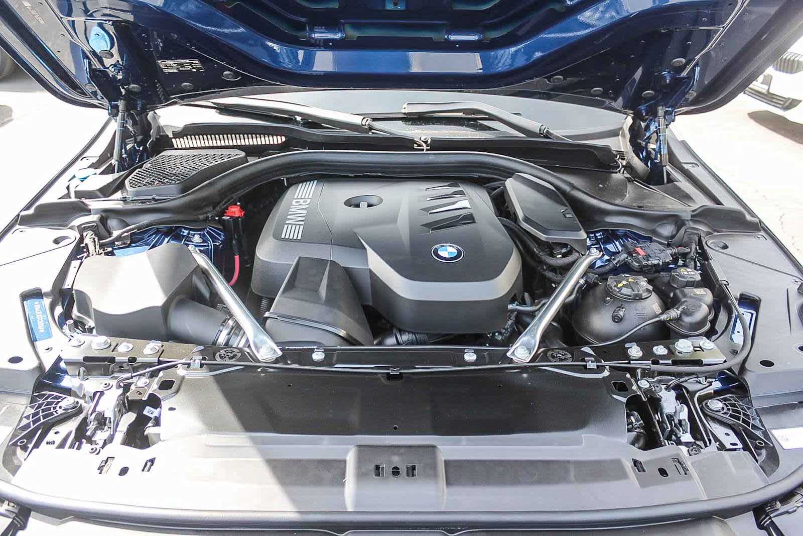 Thumbnail: 2026 BMW 5 Series - 26