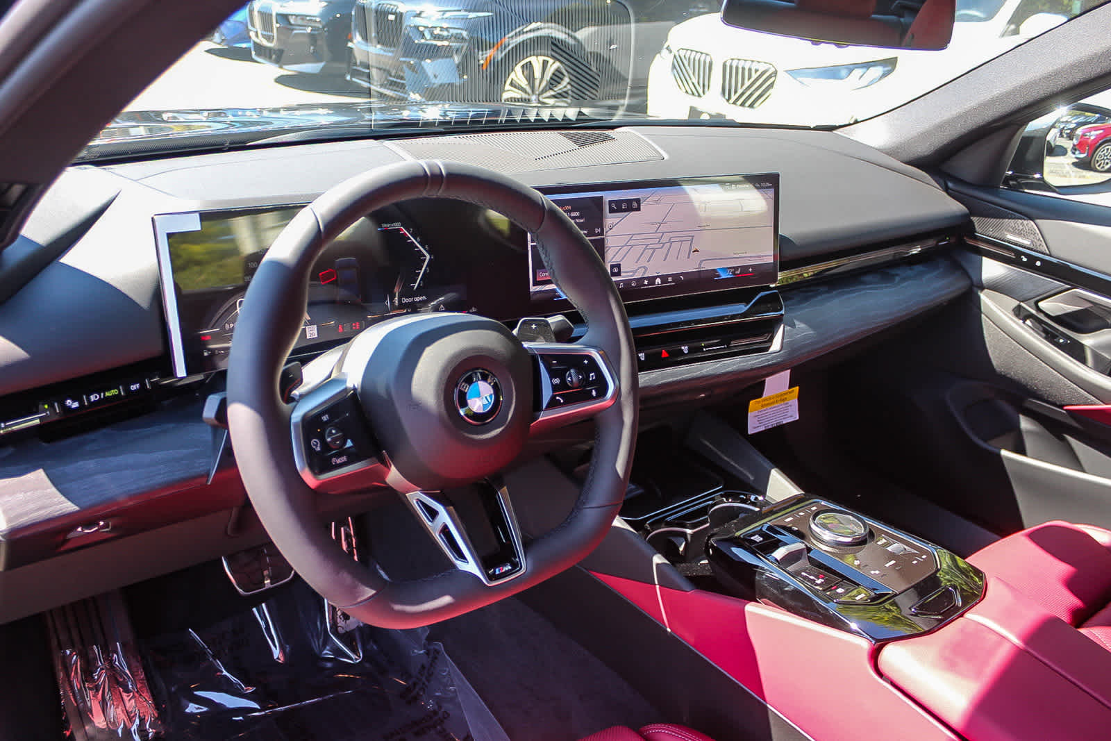 Thumbnail: 2026 BMW 5 Series - 17