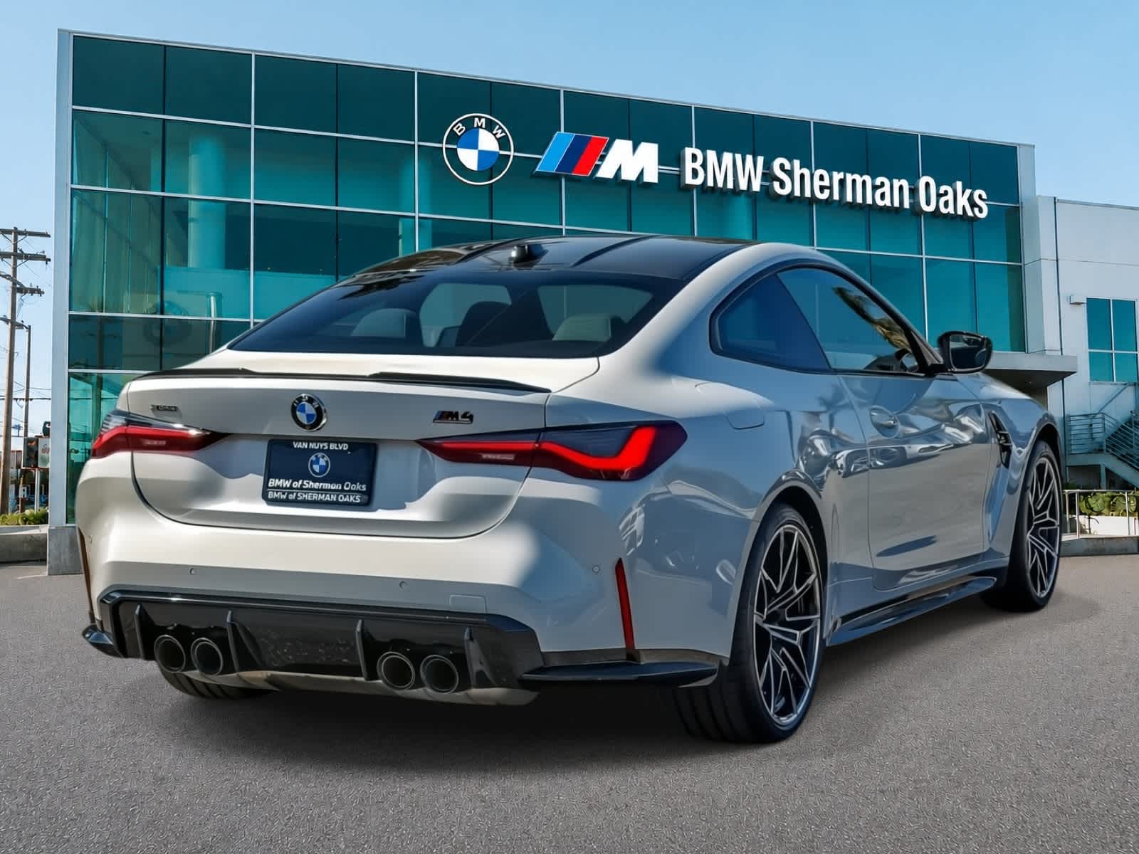 Thumbnail: 2024 BMW M4 - 4