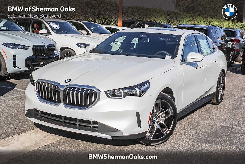 New 2026 BMW 530i Sedan
