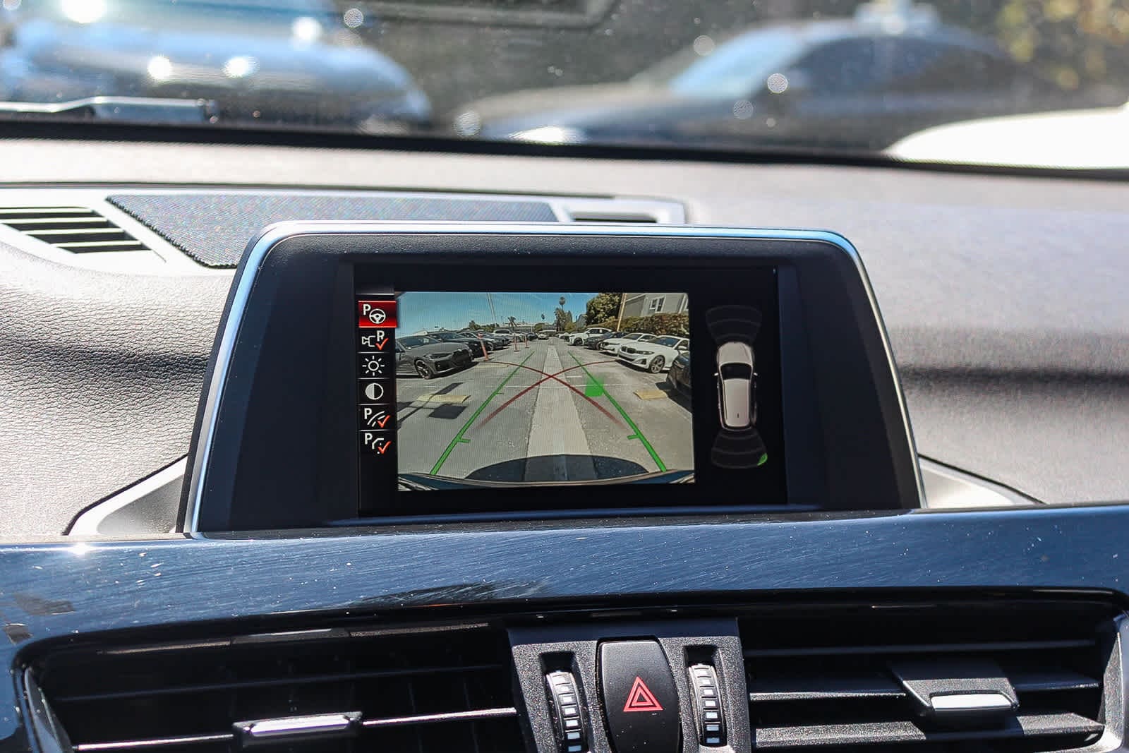 Thumbnail: 2017 BMW X1 - 23