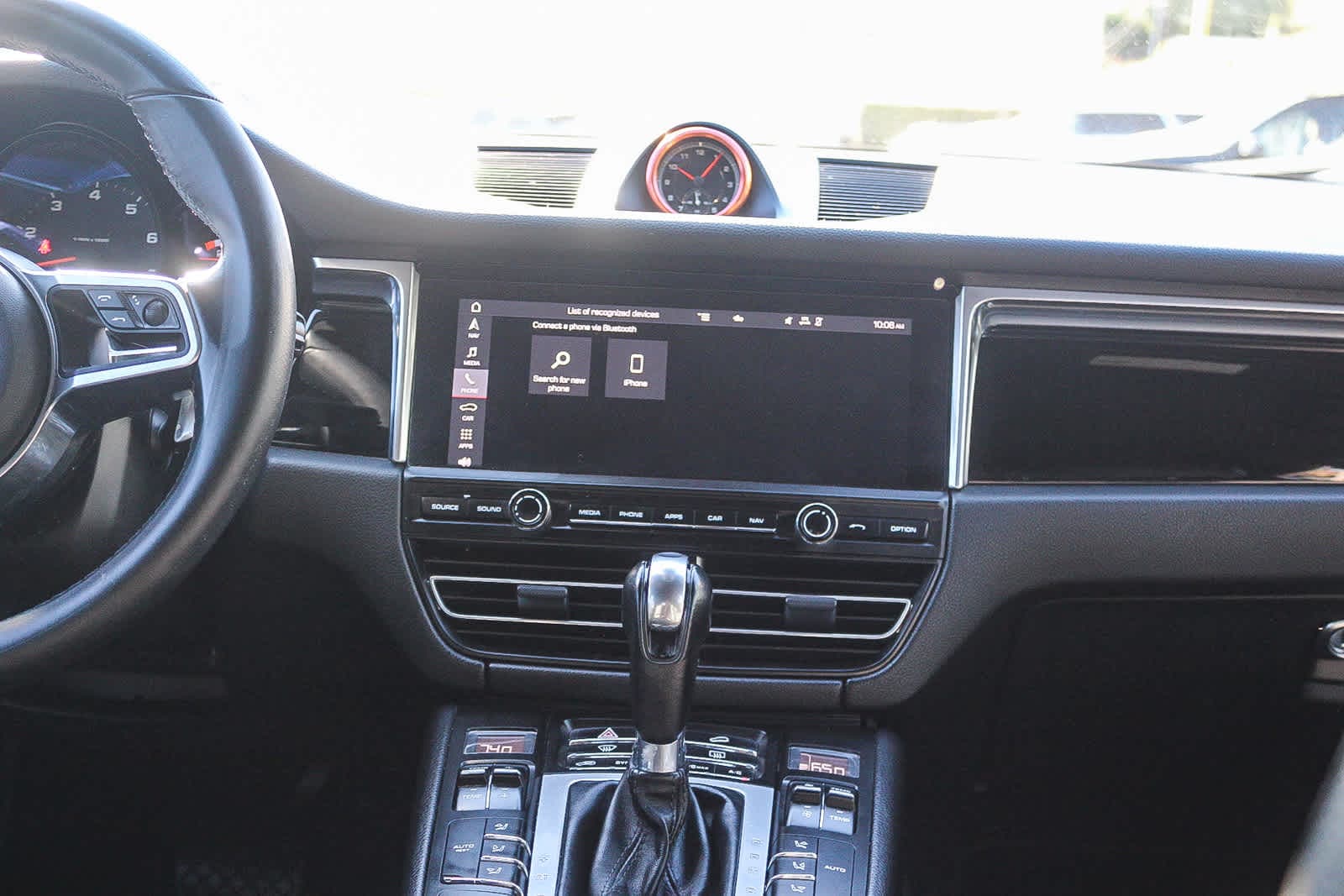 Thumbnail: 2020 Porsche Macan - 13