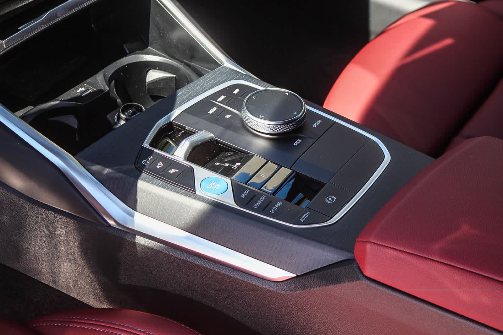 Thumbnail: 2026 BMW i4 - 21