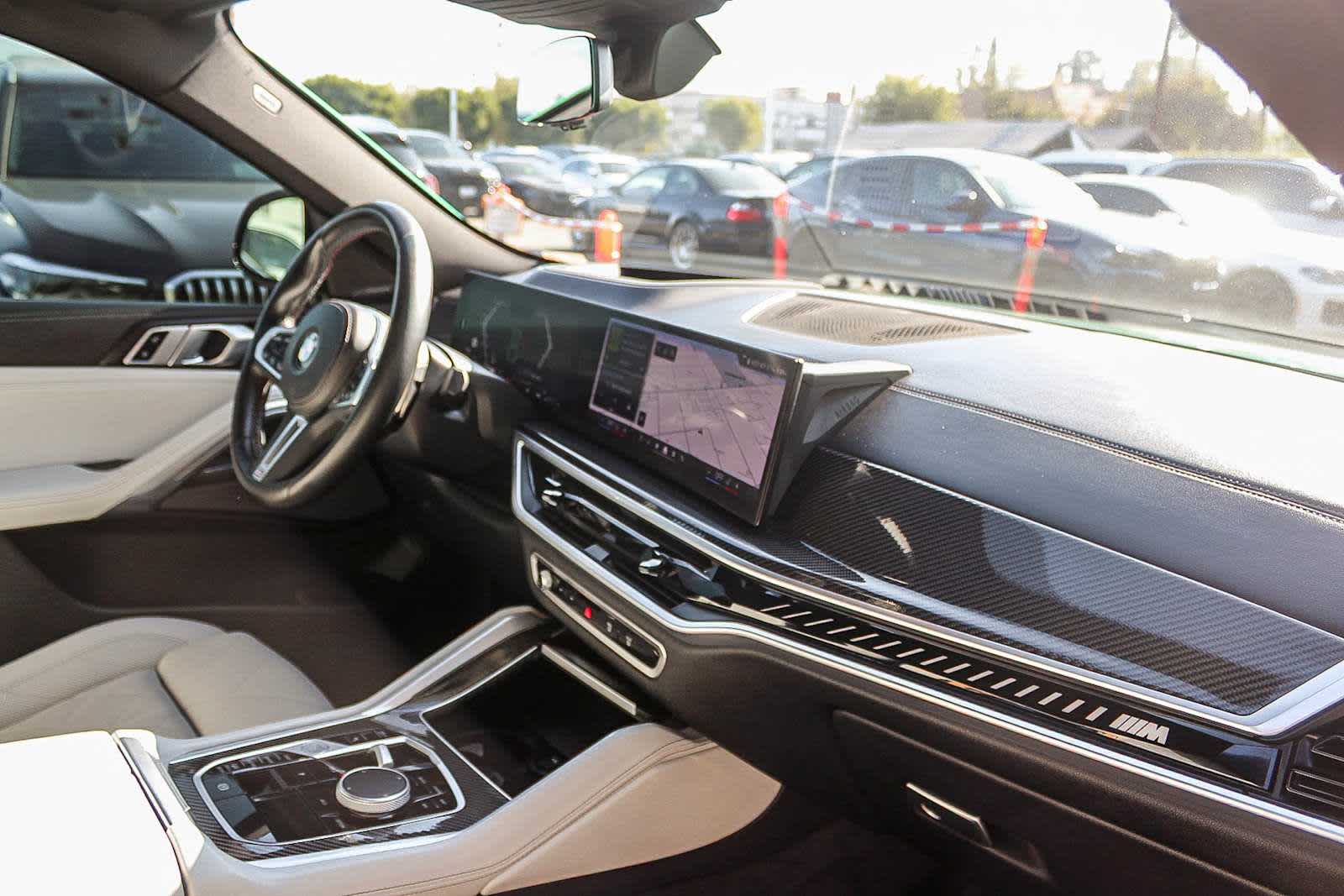 Thumbnail: 2024 BMW X6 - 16