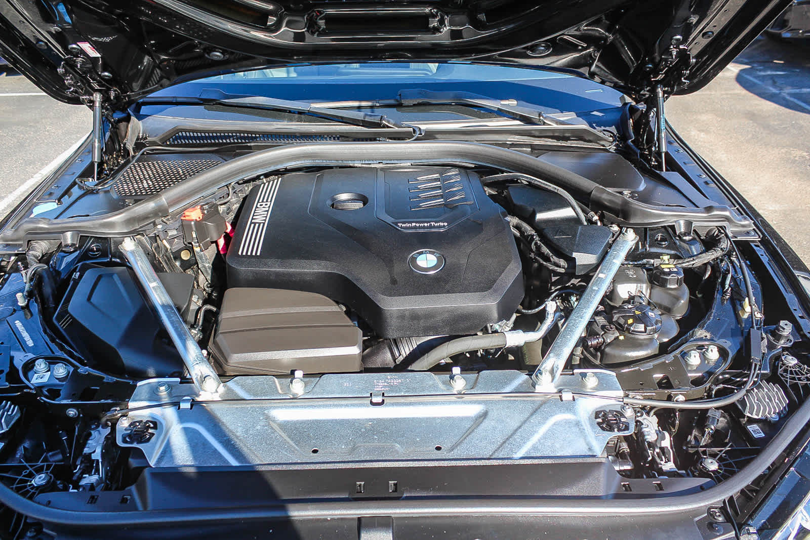 Thumbnail: 2022 BMW 4 Series - 25