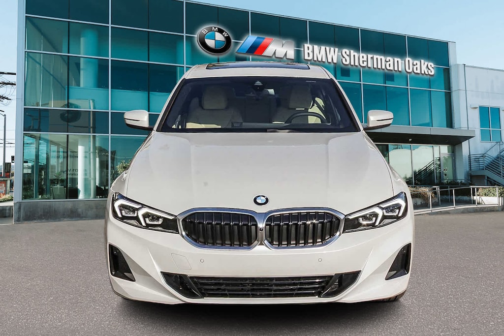 New 2026 BMW 330i Sedan