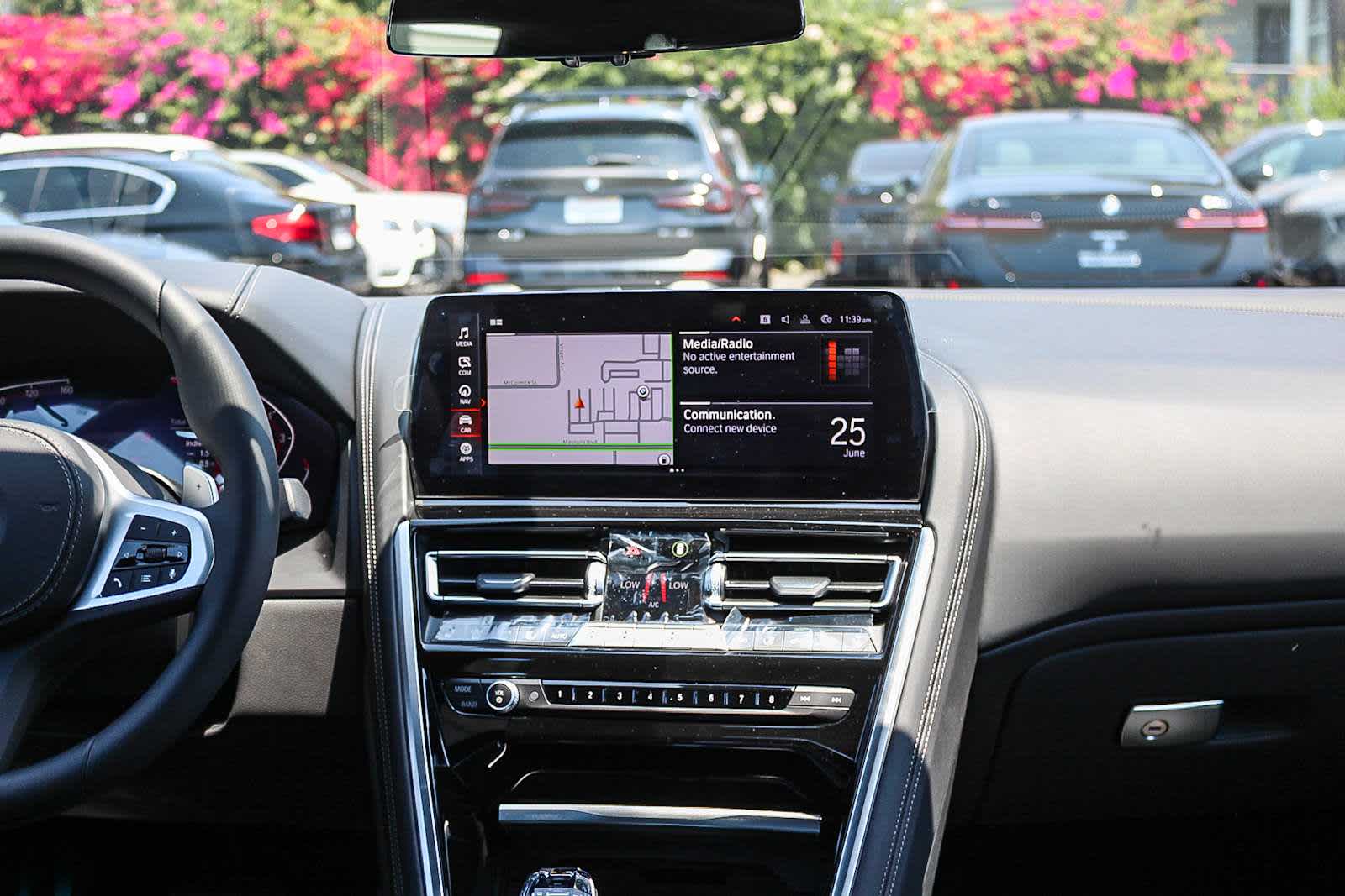 Thumbnail: 2026 BMW 8 Series - 13