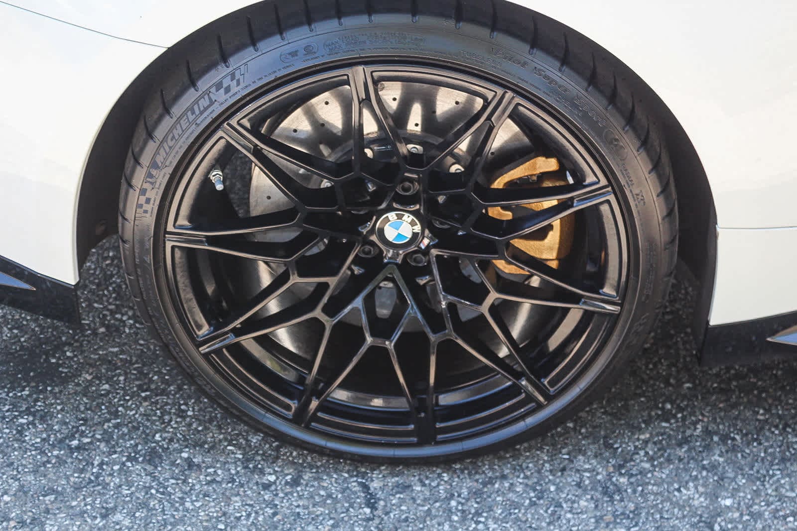 Thumbnail: 2024 BMW M4 - 8