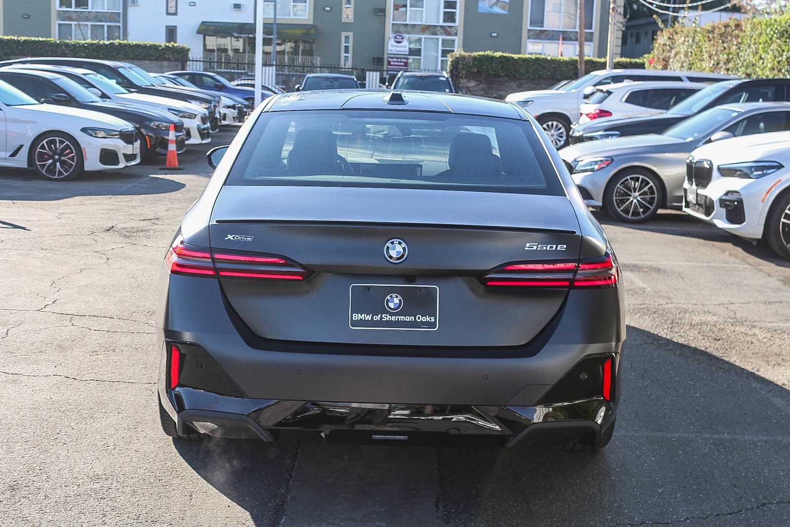 Thumbnail: 2026 BMW 5 Series - 5