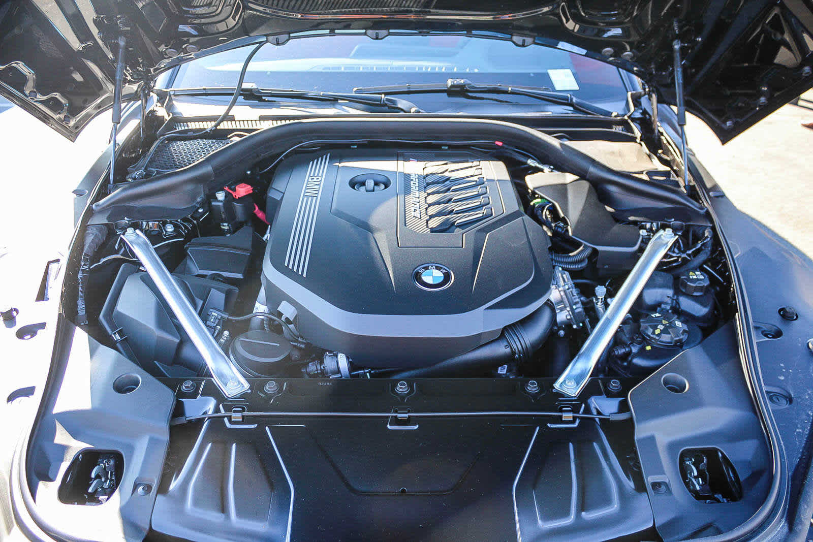 Thumbnail: 2025 BMW Z4 - 20
