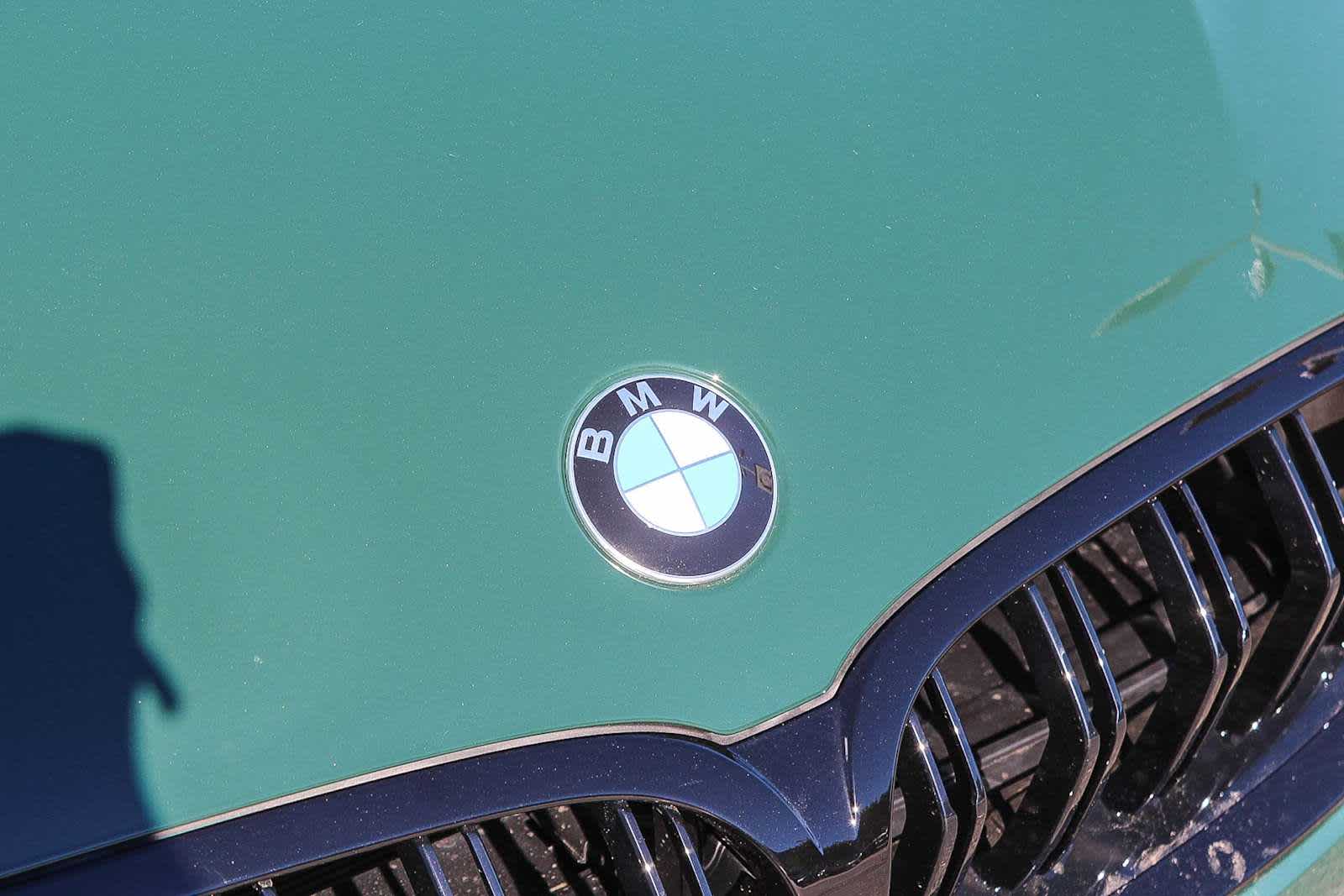 Thumbnail: 2025 BMW M8 - 11