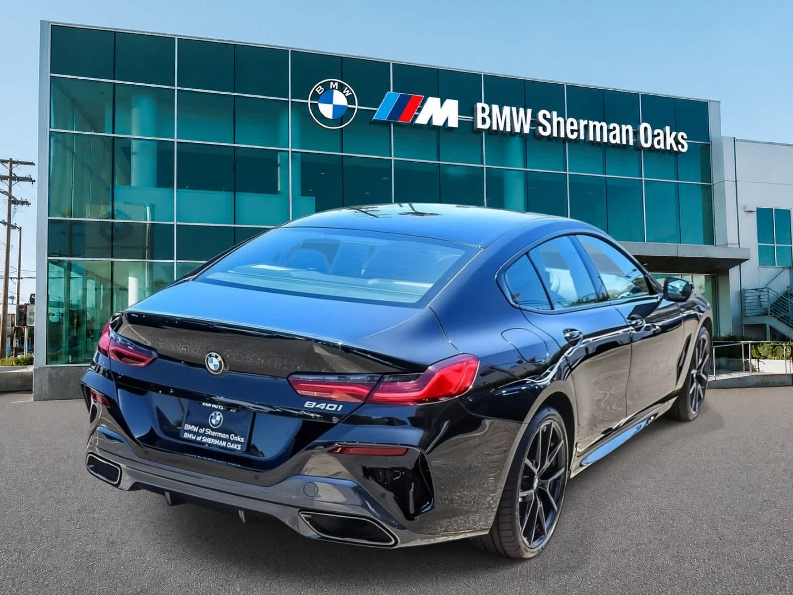 Thumbnail: 2026 BMW 8 Series - 4