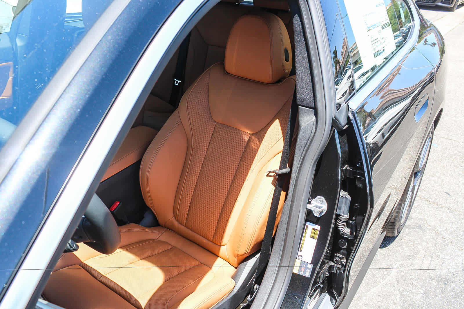 Thumbnail: 2026 BMW i4 - 26
