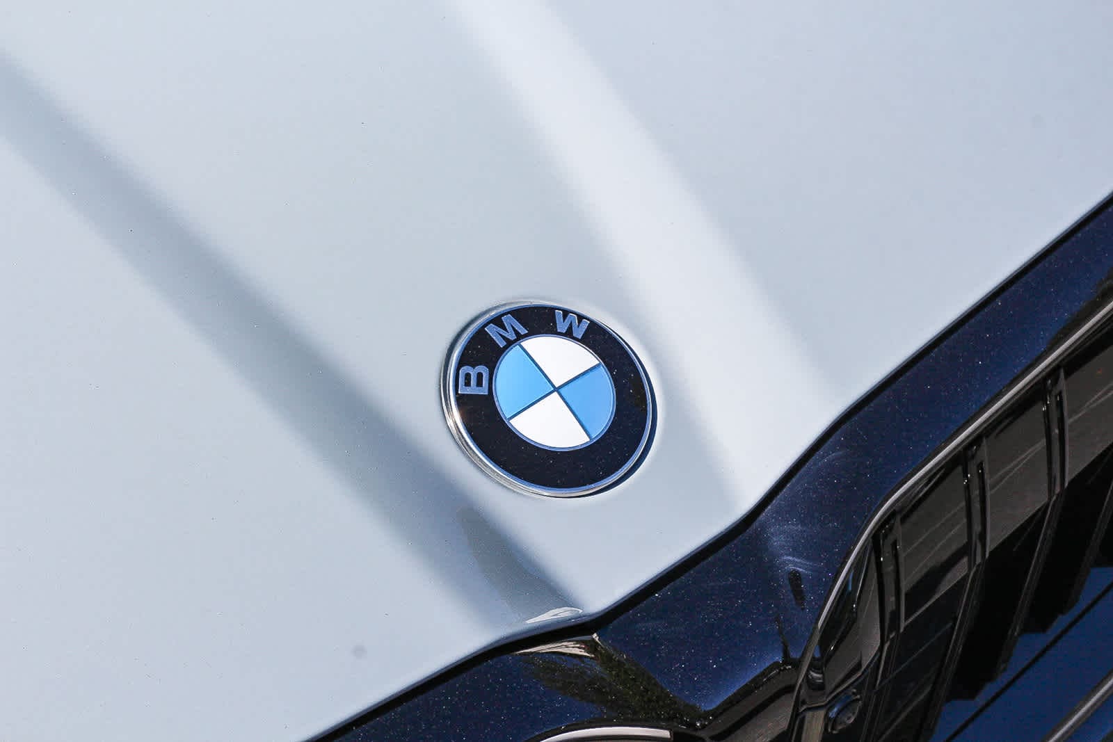 Thumbnail: 2026 BMW 5 Series - 10