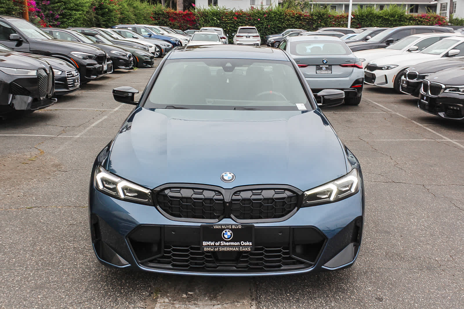 Thumbnail: 2025 BMW 3 Series - 2