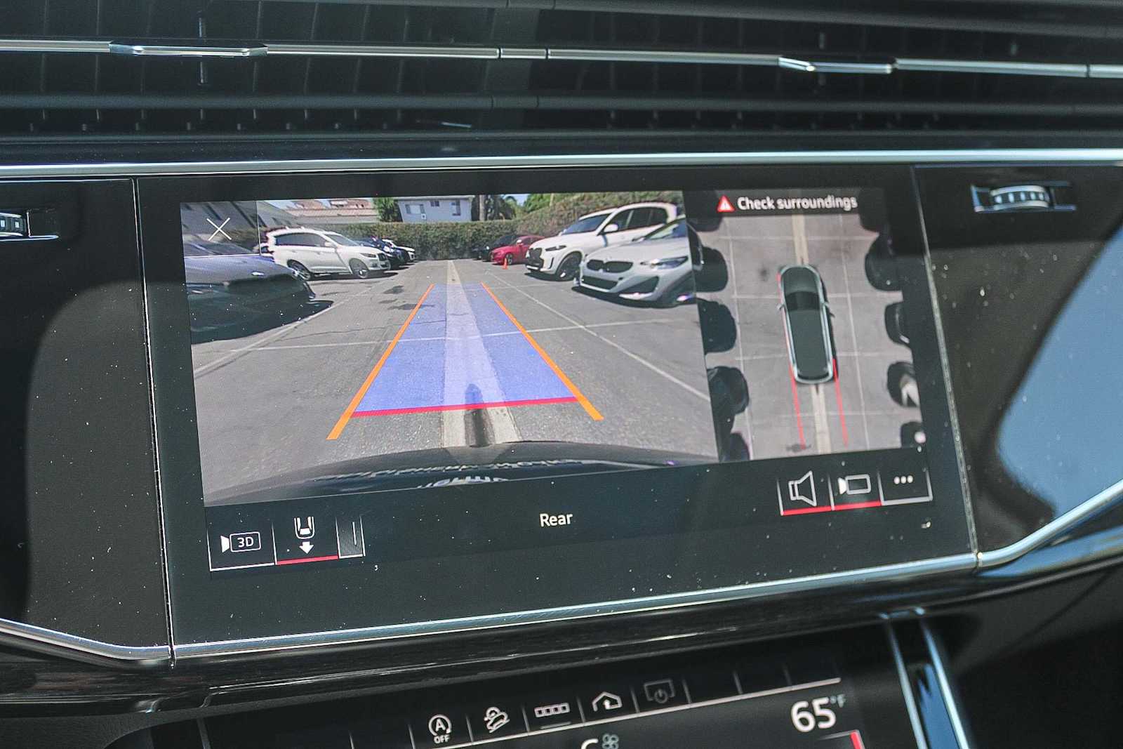 Thumbnail: 2023 Audi Q7 - 23