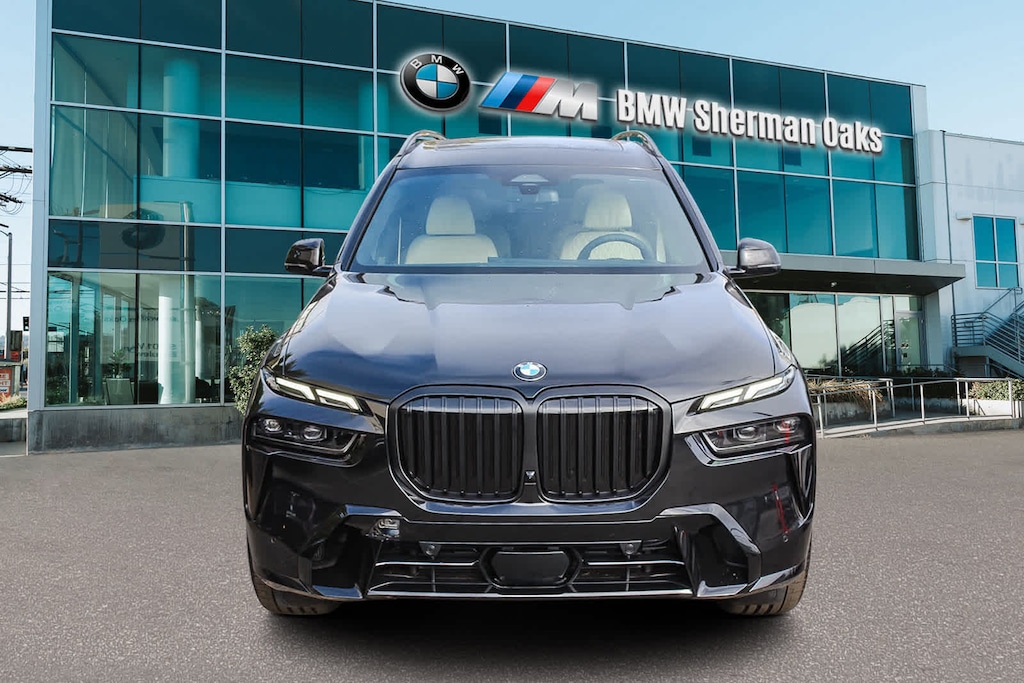 New 2026 BMW X7 xDrive40i SUV