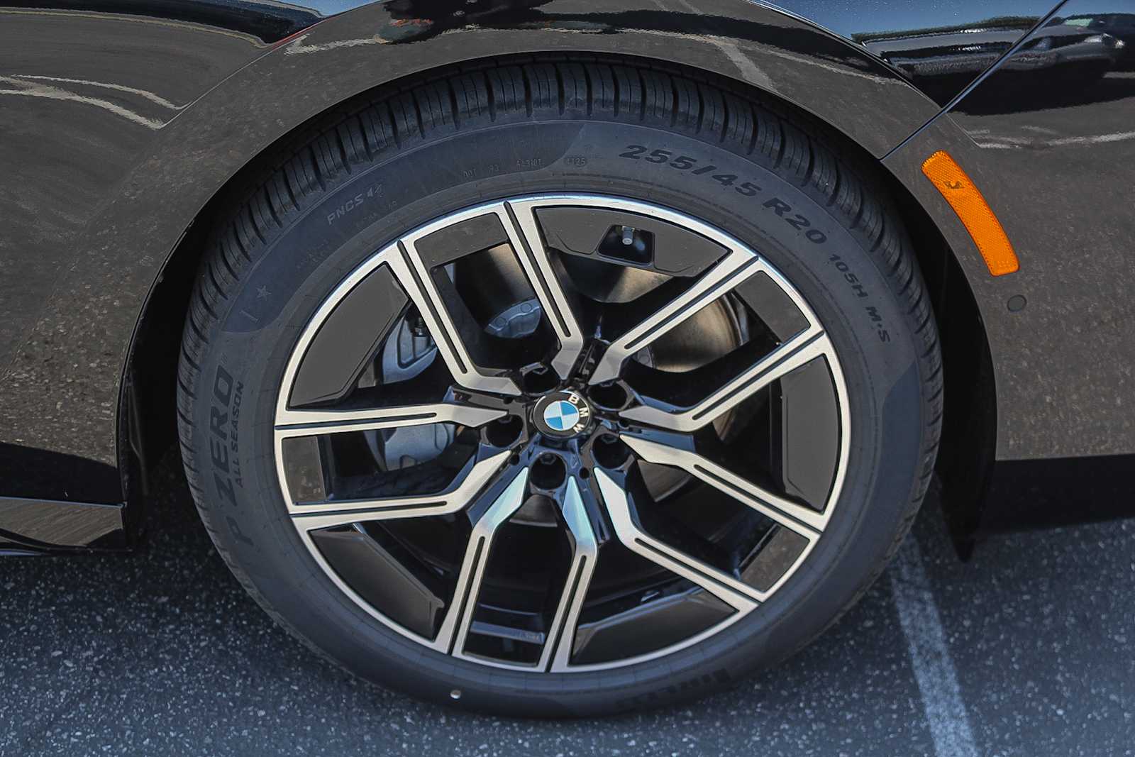 Thumbnail: 2026 BMW i7 - 9