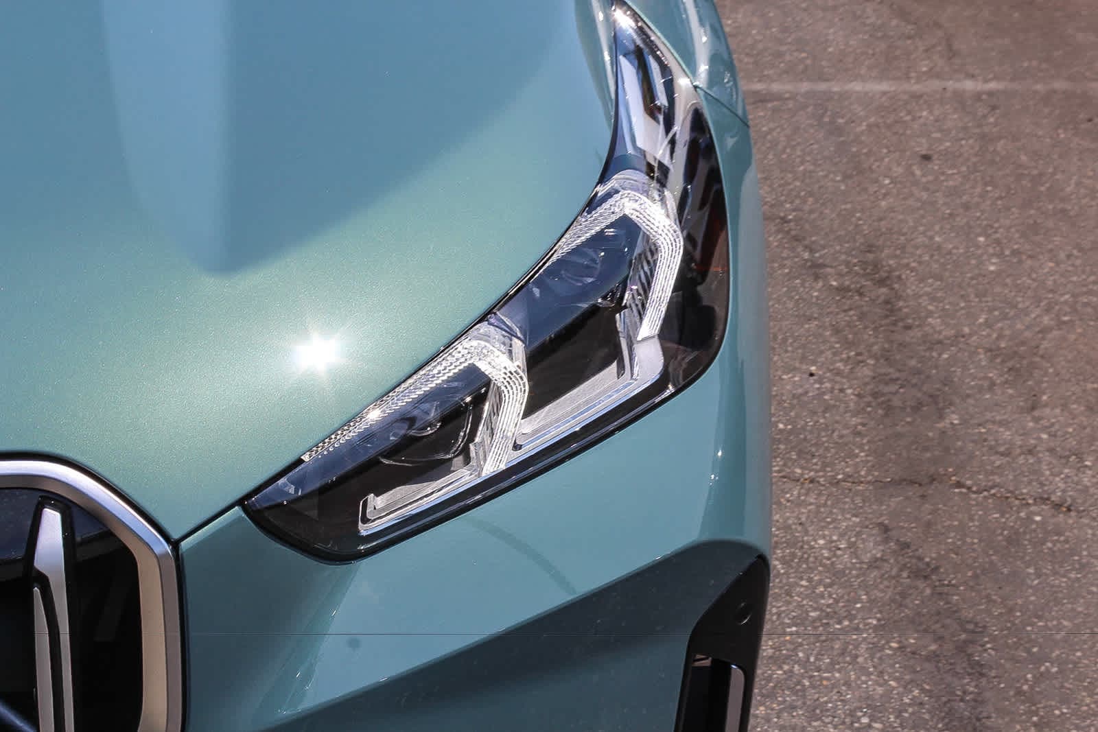Thumbnail: 2026 BMW X1 - 10