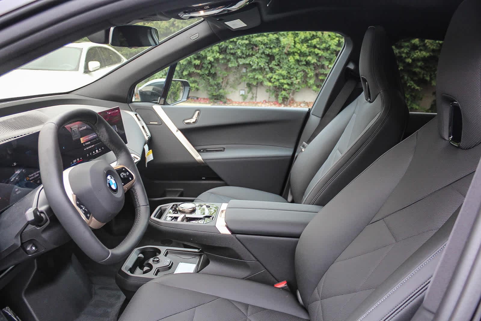 Thumbnail: 2026 BMW iX - 17