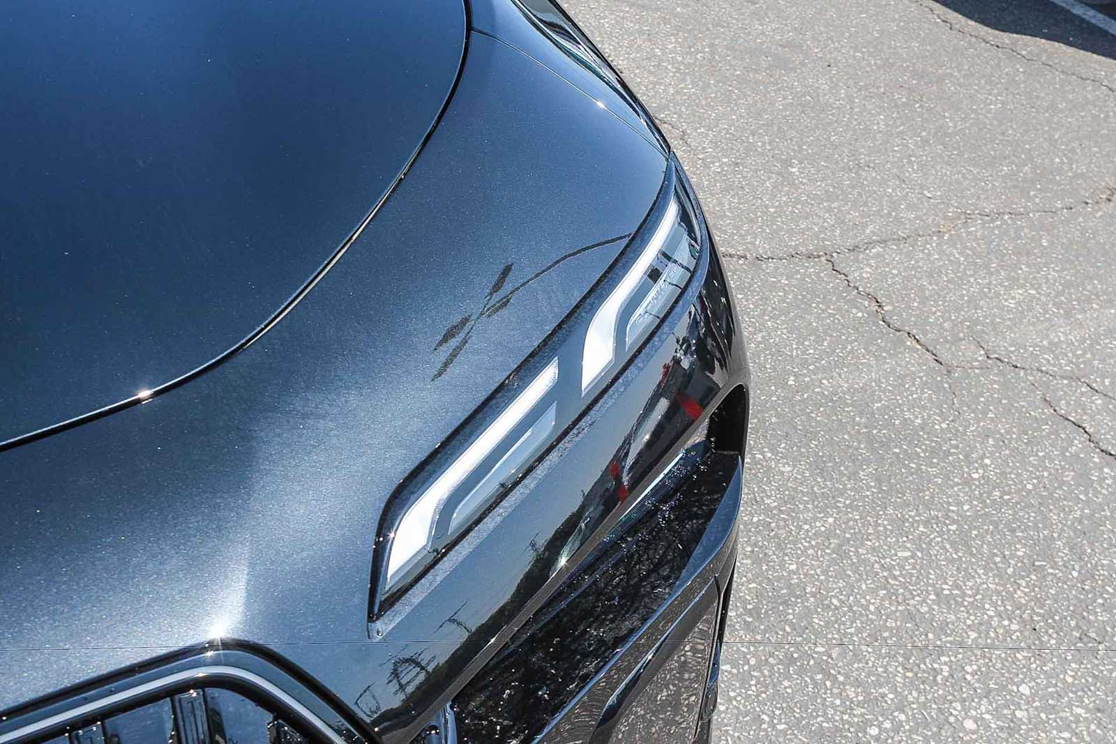 Thumbnail: 2026 BMW i7 - 17
