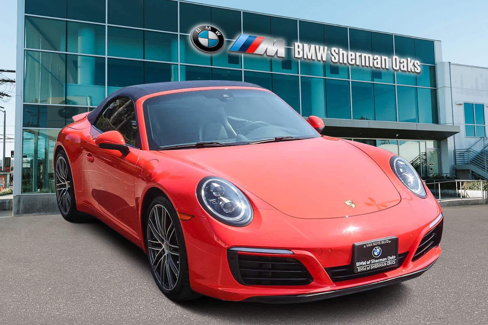 Thumbnail: 2019 Porsche 911 - 3