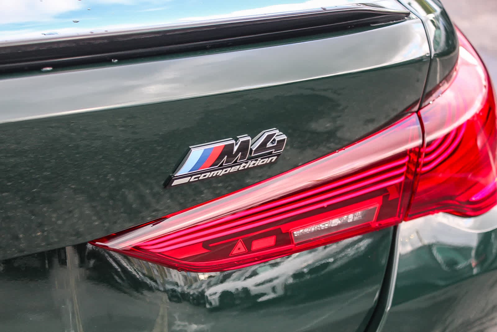 Thumbnail: 2026 BMW M4 - 24