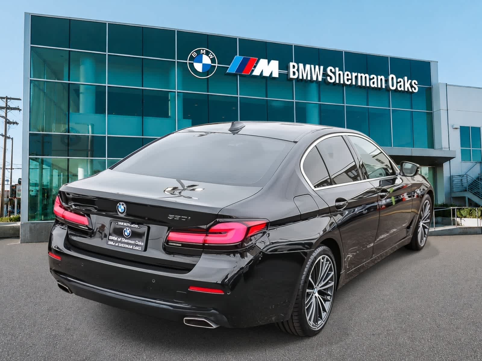 Thumbnail: 2021 BMW 5 Series - 4