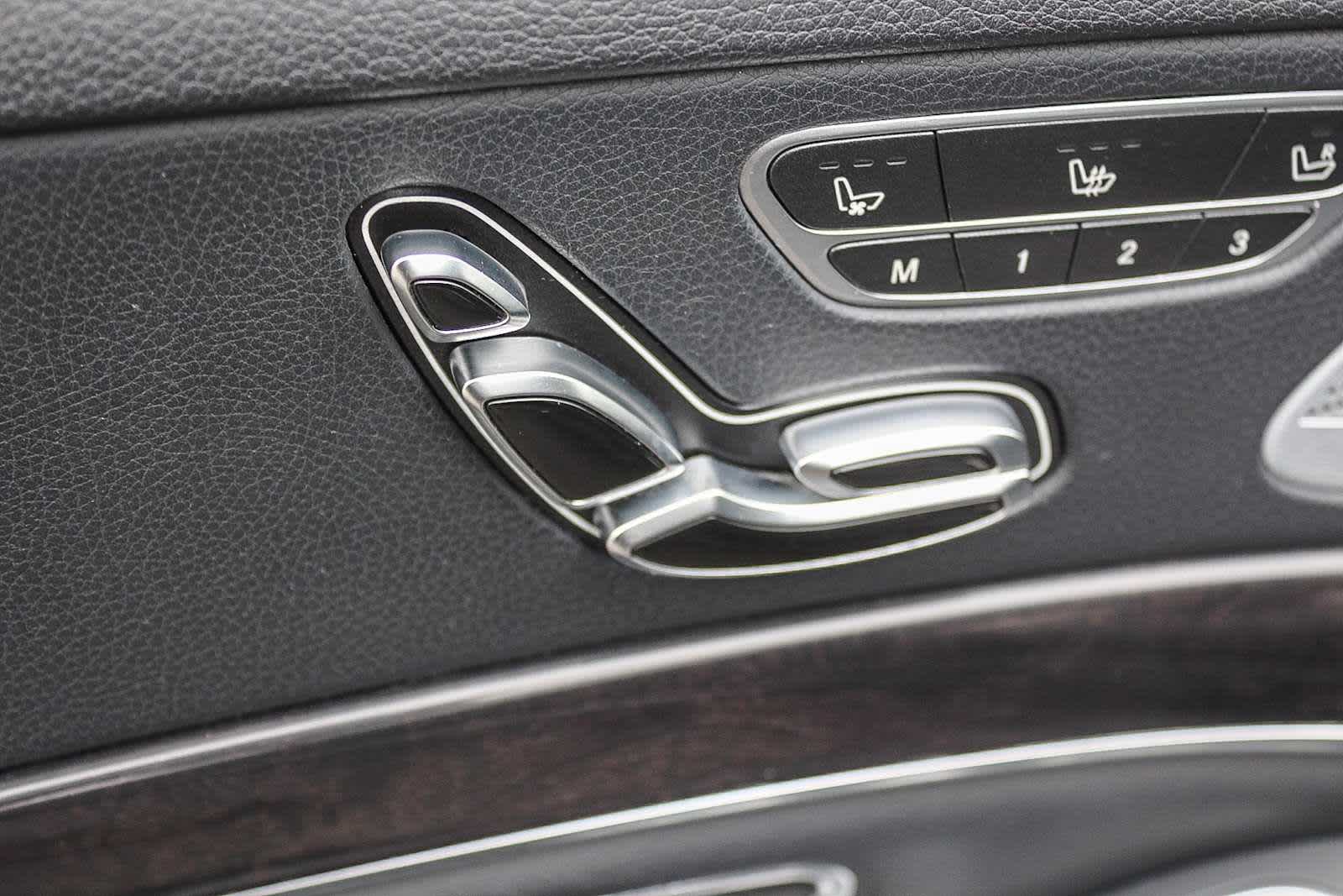 Thumbnail: 2019 Mercedes-Benz S-Class - 21