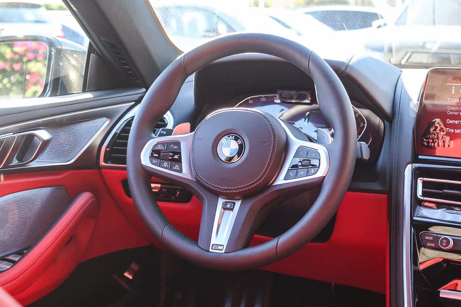 Thumbnail: 2026 BMW 8 Series - 15