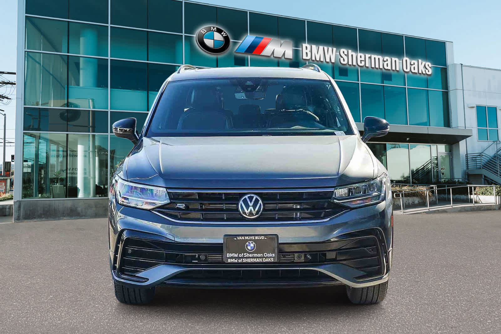 2022 Volkswagen Tiguan SE R-Line Black photo 2