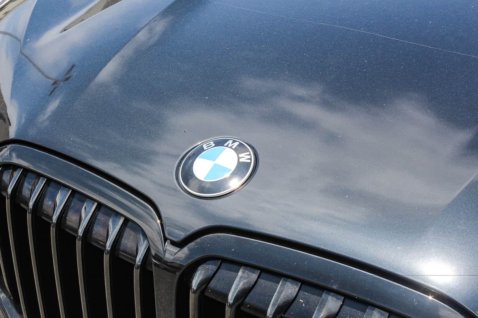 Thumbnail: 2022 BMW X7 - 10