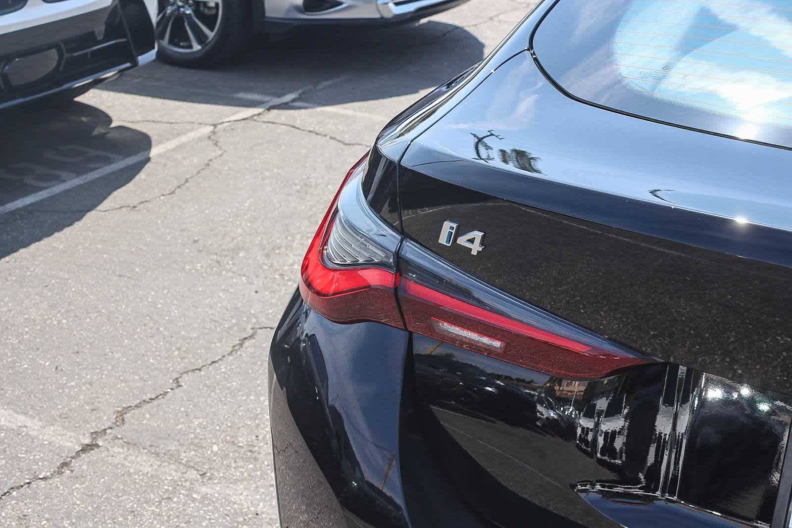 2023 BMW i4 eDrive35 photo 6