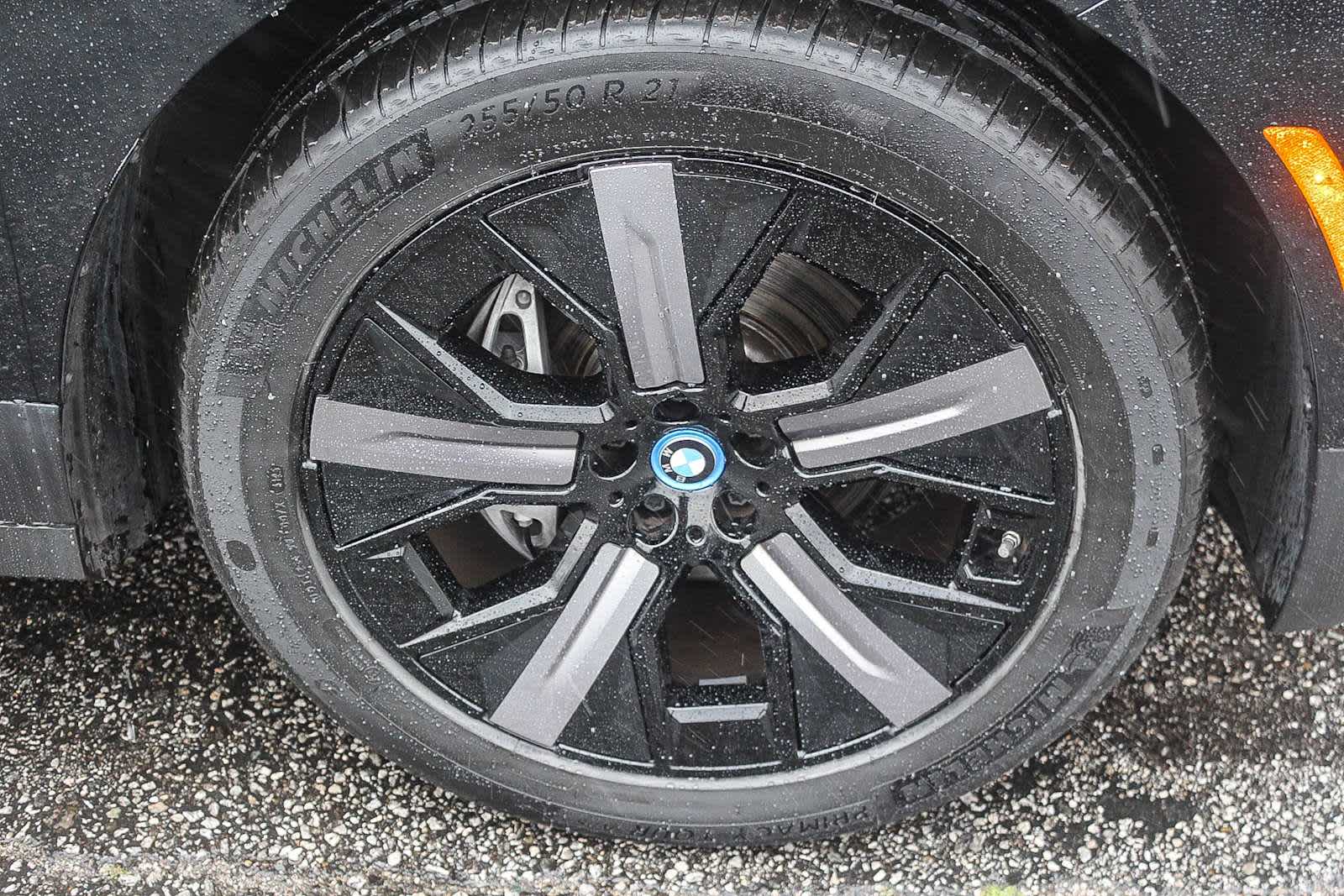 Thumbnail: 2023 BMW iX - 9