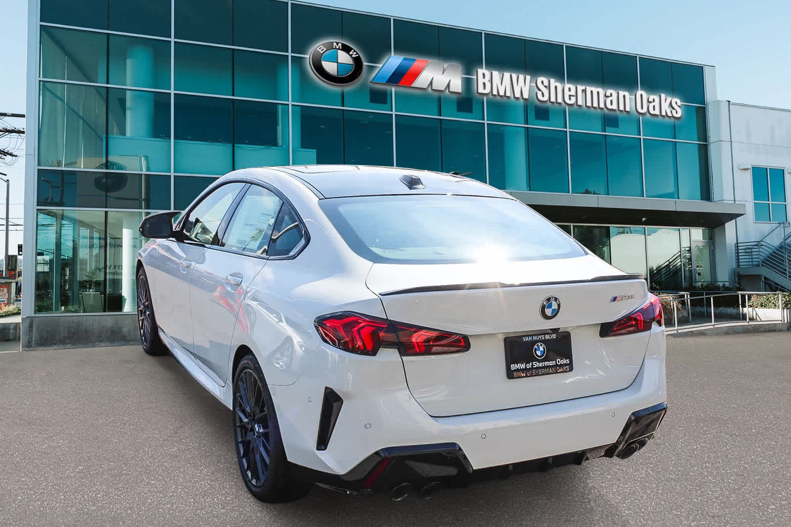 Thumbnail: 2026 BMW 2 Series - 4