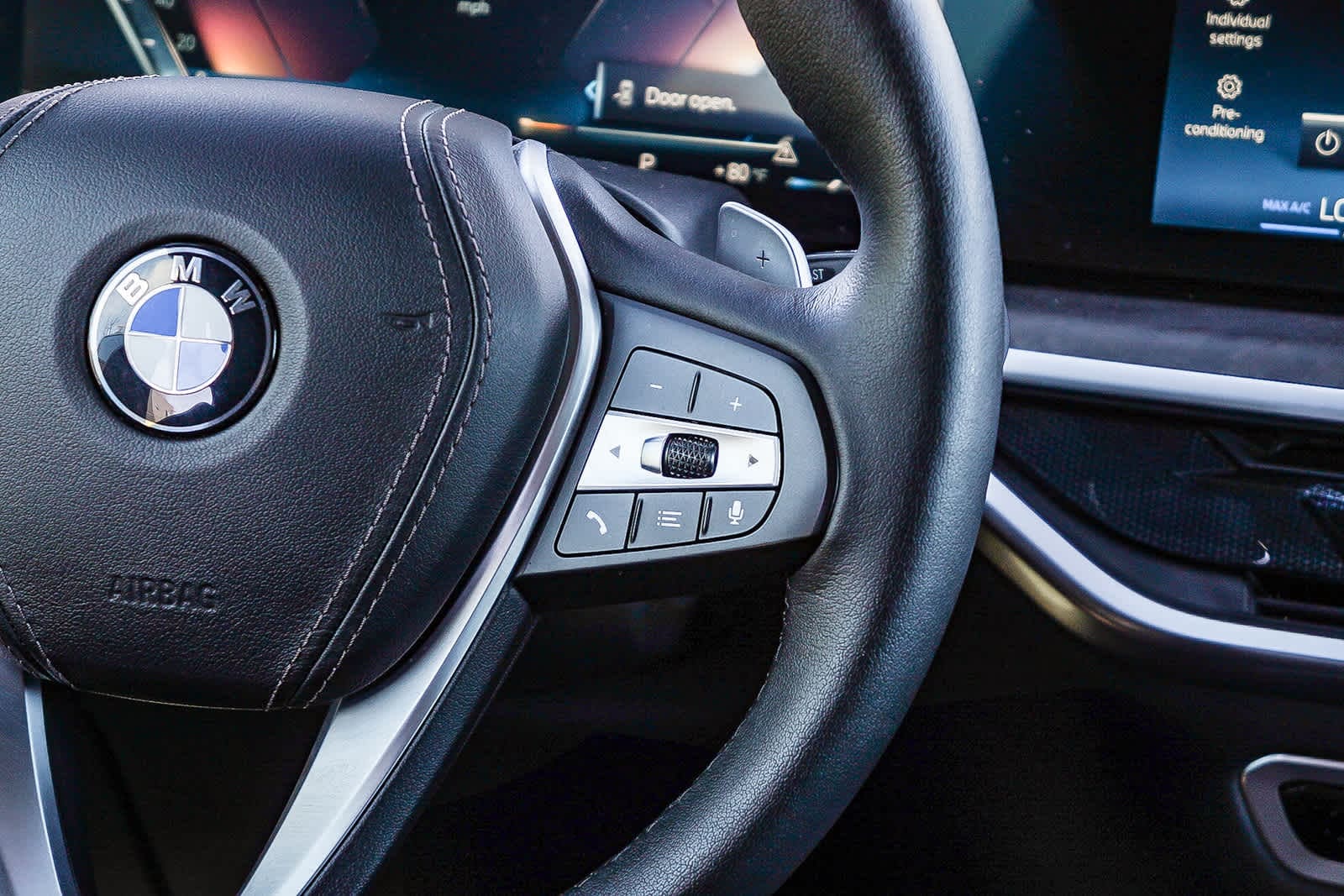 Thumbnail: 2025 BMW X5 - 17