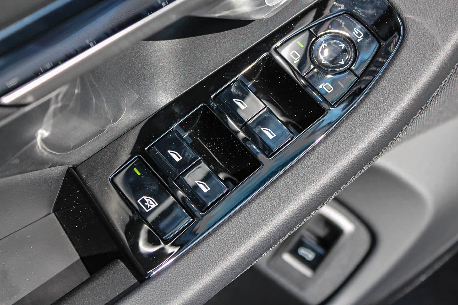 Thumbnail: 2025 BMW i5 - 20