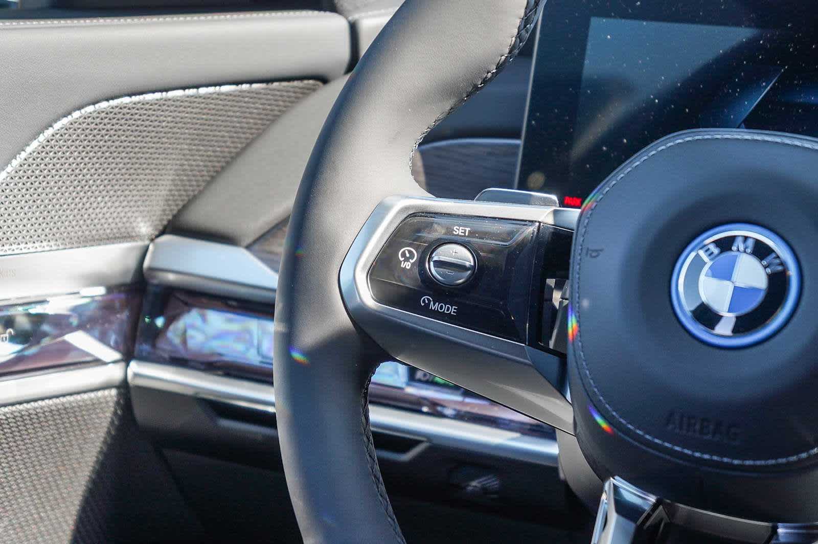 Thumbnail: 2026 BMW i7 - 16