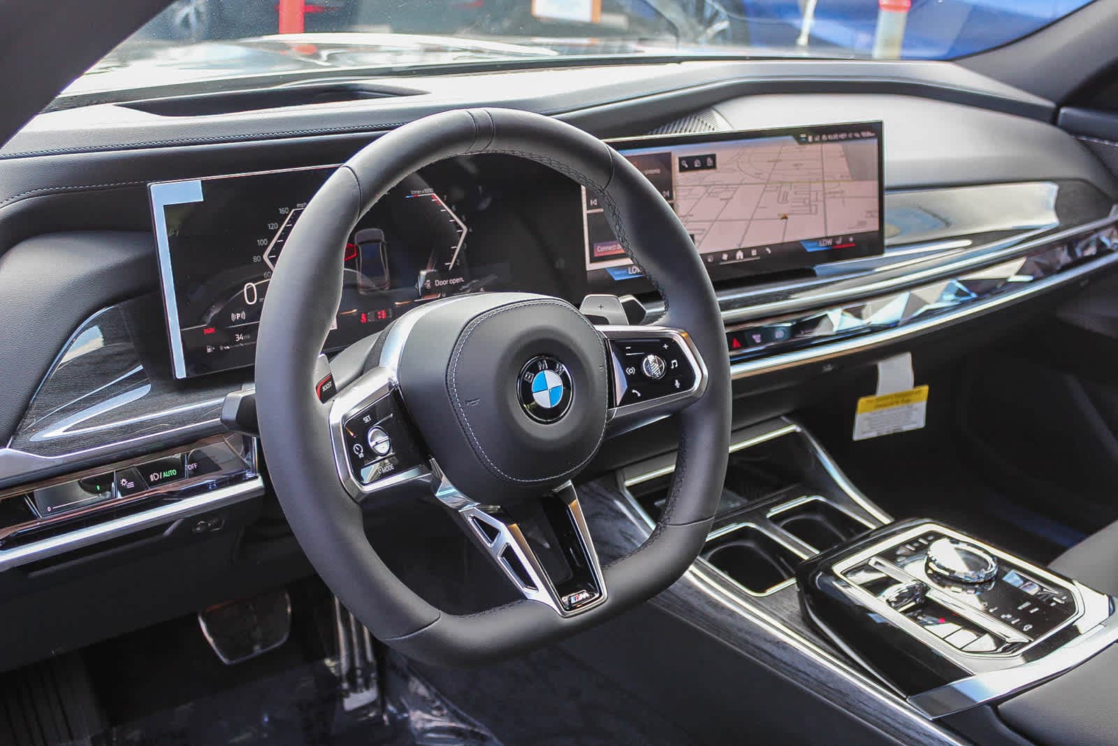 Thumbnail: 2026 BMW 7 Series - 17