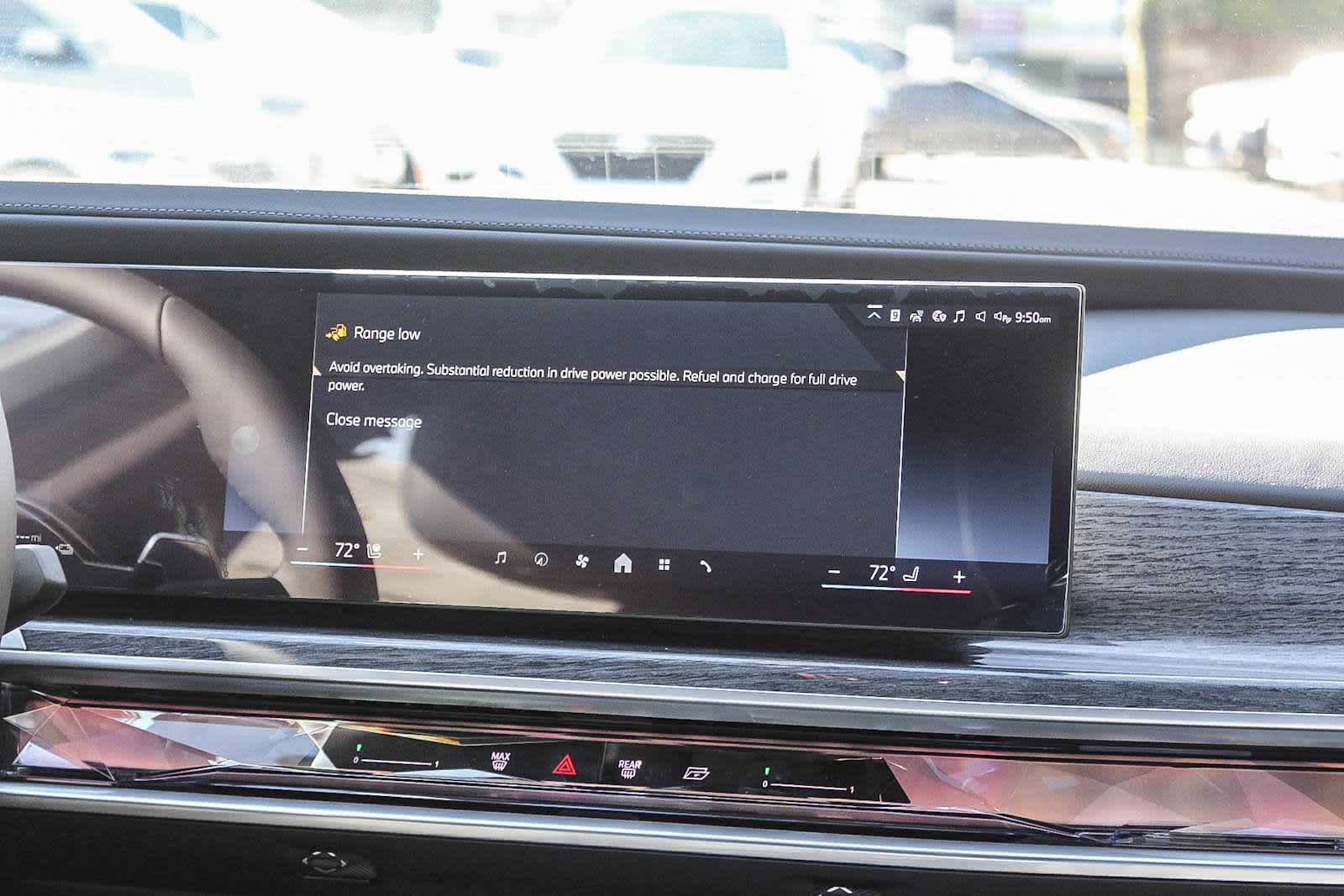 2026 BMW 7 Series 750e - Photo 14